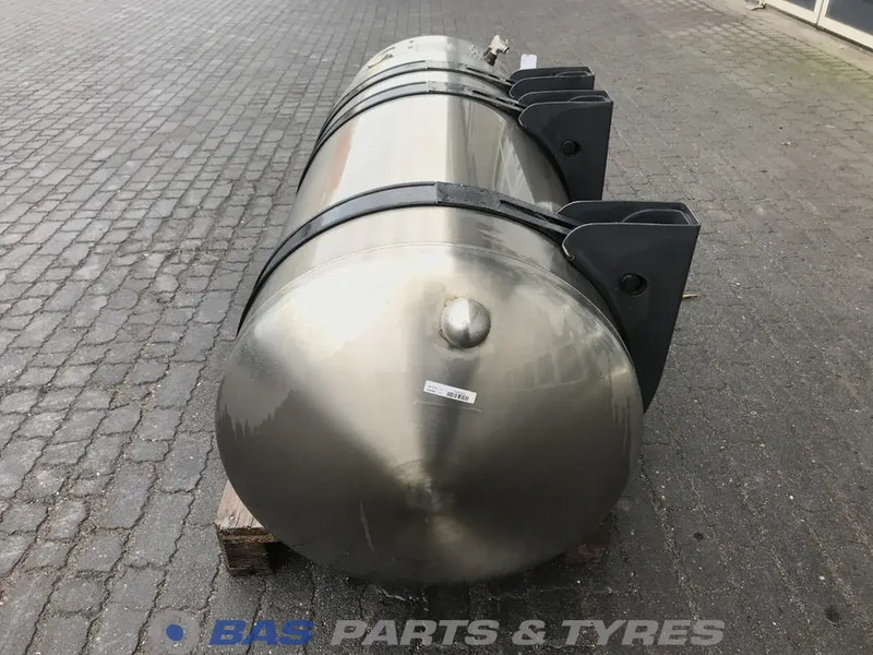 Scania LNG tank Scania 352 Liter 2574686 - Fuel tank for Truck: picture 2 Scania LNG tank Scania 352 Liter 2574686 - Fuel tank for Truck: picture 2
