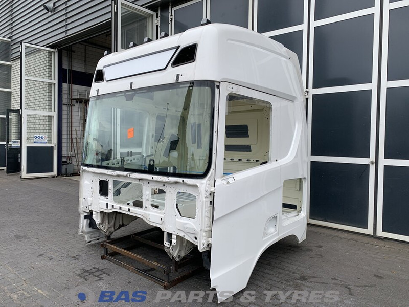 Scania R-Serie NextGen Scania CR-20 Highline L3H2 2047000 - Cab and interior for Truck: picture 1 Scania R-Serie NextGen Scania CR-20 Highline L3H2 2047000 - Cab and interior for Truck: picture 1