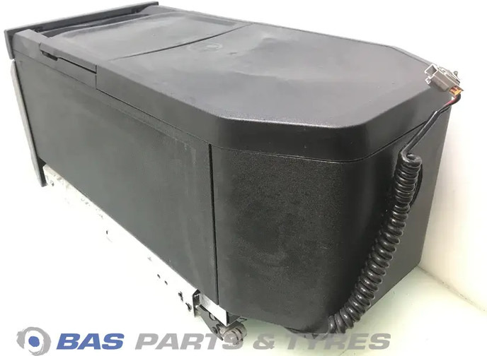 DAF XF G2 - Spare parts for Truck: picture 3 DAF XF G2 - Spare parts for Truck: picture 3