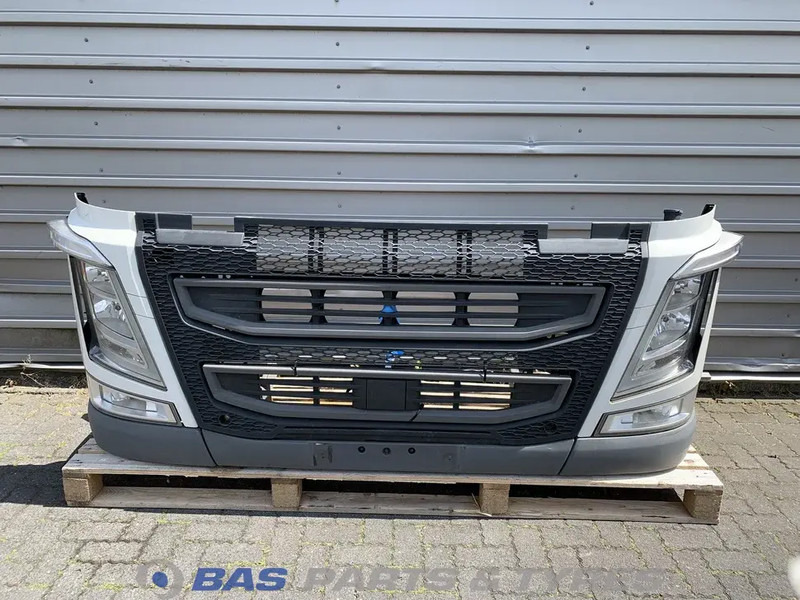 Volvo FH4 - Bumper for Truck: picture 1 Volvo FH4 - Bumper for Truck: picture 1
