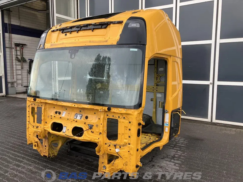 Volvo FH4 - Cab and interior for Truck: picture 1 Volvo FH4 - Cab and interior for Truck: picture 1