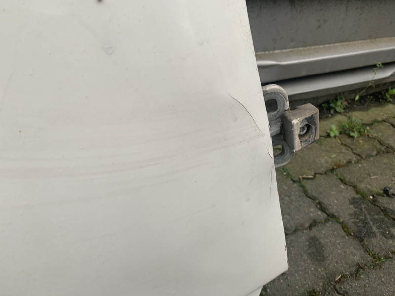 Volvo FH4 - Door and parts for Truck: picture 3 Volvo FH4 - Door and parts for Truck: picture 3