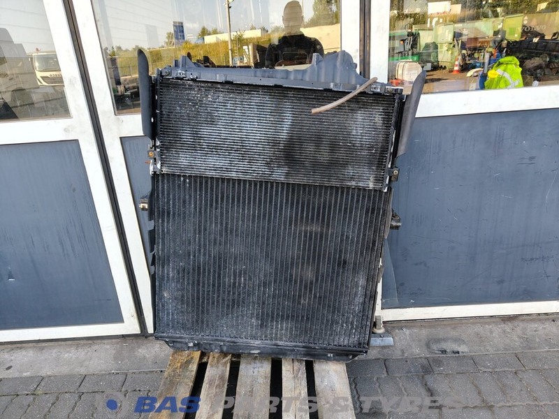 Volvo FH4 - Radiator for Truck: picture 1 Volvo FH4 - Radiator for Truck: picture 1