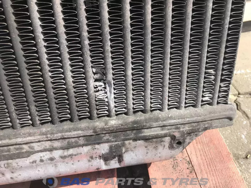 Volvo FH4 - Radiator for Truck: picture 3 Volvo FH4 - Radiator for Truck: picture 3