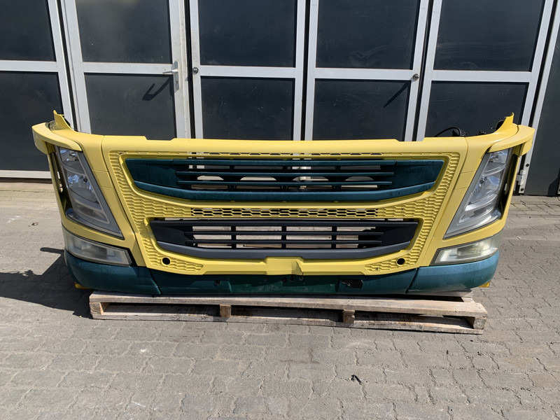 Volvo FM4 Bumper Volvo 82491840 - Bumper for Truck: picture 1 Volvo FM4 Bumper Volvo 82491840 - Bumper for Truck: picture 1