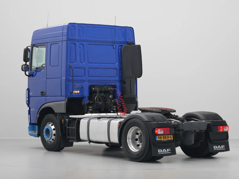 DAF XF 450 FT Space Cab, PTO - Tractor unit: picture 4 DAF XF 450 FT Space Cab, PTO - Tractor unit: picture 4