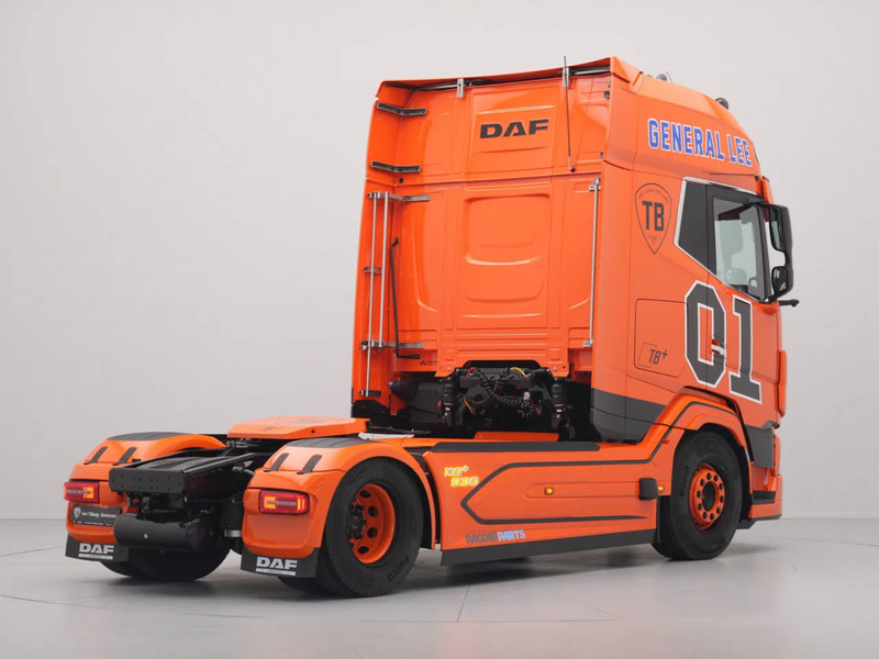 DAF XG+ 530 FT SHOWTRUCK FULL AIR PTO PREP SPEAKERS B3 ALARM ''GENERAL LEE'' - Tractor unit: picture 5 DAF XG+ 530 FT SHOWTRUCK FULL AIR PTO PREP SPEAKERS B3 ALARM ''GENERAL LEE'' - Tractor unit: picture 5