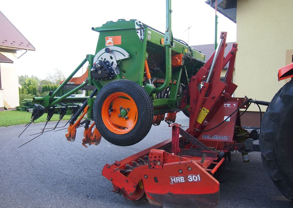 Agregat uprawowo-siewny Amazone HRB 301 I D9-30 2005 Agregat uprawowo siewny KUHN AMAZONE szerokość robocza 3m - Combine seed drill: picture 4 Agregat uprawowo-siewny Amazone HRB 301 I D9-30 2005 Agregat uprawowo siewny KUHN AMAZONE szerokość robocza 3m - Combine seed drill: picture 4
