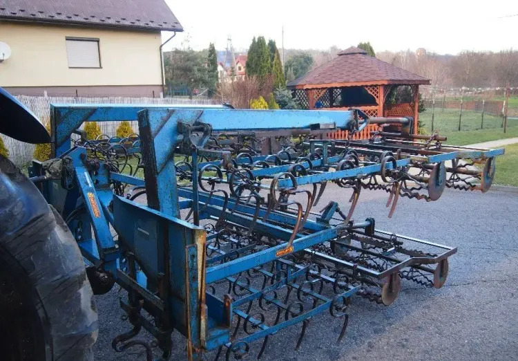 Agregat uprawowy Rabe Werk szerokość robocza 4,7m - Soil tillage equipment: picture 4 Agregat uprawowy Rabe Werk szerokość robocza 4,7m - Soil tillage equipment: picture 4