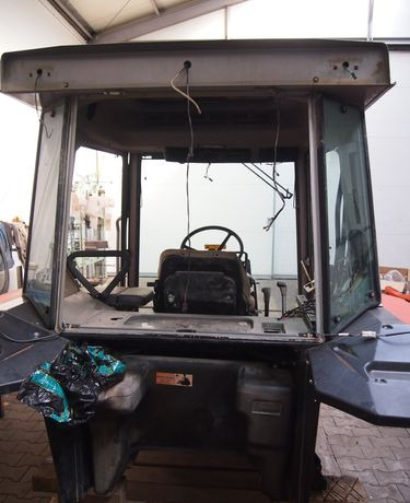 Części do Ciągnika Massey Ferguson MF 3050, 3060, 3070, 3080, 3090 Kabina do Massey Ferguson serii 30.. , 31.. , 36.. - Cab for Agricultural machinery: picture 2 Części do Ciągnika Massey Ferguson MF 3050, 3060, 3070, 3080, 3090 Kabina do Massey Ferguson serii 30.. , 31.. , 36.. - Cab for Agricultural machinery: picture 2