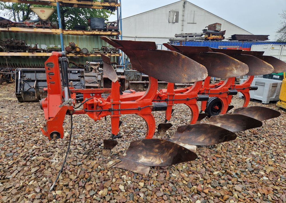 Pług obrotowy GREGOIRE-BESSON 2002 Pług 4 skibowy obrotowy Gregoire-Besson - Plow: picture 1 Pług obrotowy GREGOIRE-BESSON 2002 Pług 4 skibowy obrotowy Gregoire-Besson - Plow: picture 1