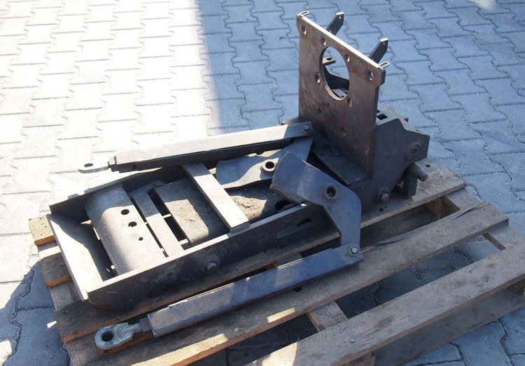 Zaczep Massey Ferguson 3000, 3100, 3600, 8100, 8200 2000 Zaczep dolny HITCH Massey Ferguson , CLAAS - Spare parts for Agricultural machinery: picture 2 Zaczep Massey Ferguson 3000, 3100, 3600, 8100, 8200 2000 Zaczep dolny HITCH Massey Ferguson , CLAAS - Spare parts for Agricultural machinery: picture 2