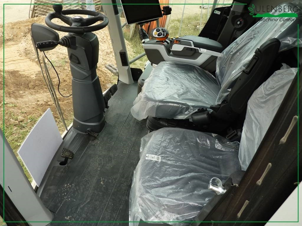 New Combine harvester Claas Lexion 8700 TT: picture 12 New Combine harvester Claas Lexion 8700 TT: picture 12