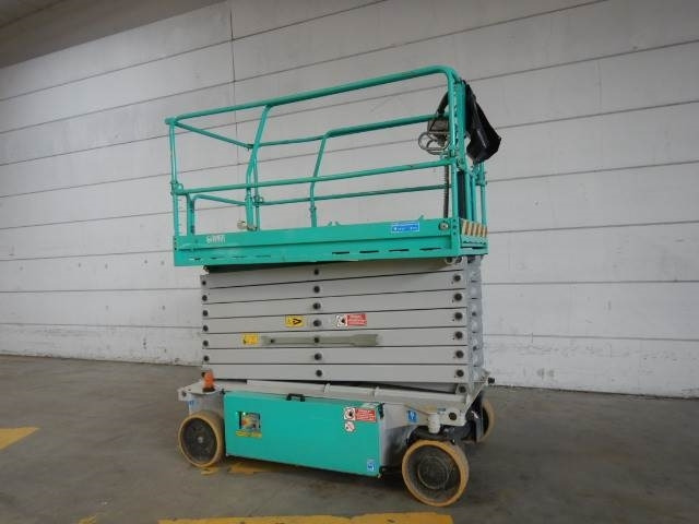 Imer IM14122 - Scissor lift: picture 2 Imer IM14122 - Scissor lift: picture 2