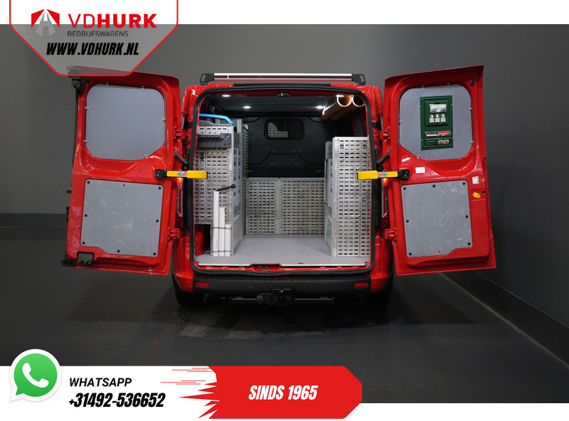 Ford Transit Custom 300 2.0 TDCI 130 pk Aut. Limited 2x Schuifdeur/ Bi-Xenon/ Sortimo/ Standkachel/ Stoelverw./ Carplay/ Camera/ PDC/ Cruise - Small van: picture 5 Ford Transit Custom 300 2.0 TDCI 130 pk Aut. Limited 2x Schuifdeur/ Bi-Xenon/ Sortimo/ Standkachel/ Stoelverw./ Carplay/ Camera/ PDC/ Cruise - Small van: picture 5