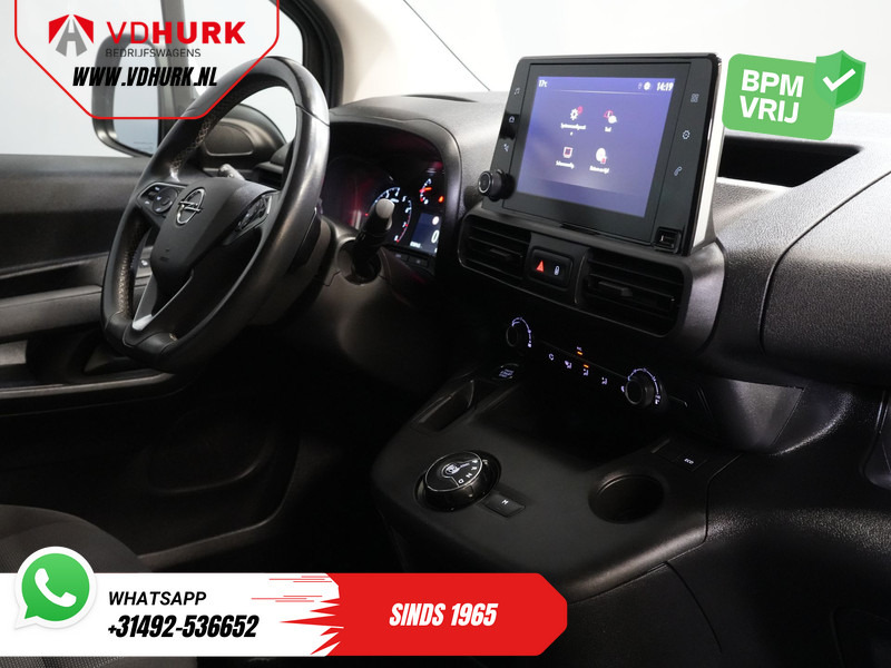Opel Combo 1.2 Turbo 130 pk Aut. BENZINE BPM VRIJ! Keyless/ Carplay/ PDC/ Cruise/ Trekhaak/ Airco - Small van: picture 3 Opel Combo 1.2 Turbo 130 pk Aut. BENZINE BPM VRIJ! Keyless/ Carplay/ PDC/ Cruise/ Trekhaak/ Airco - Small van: picture 3