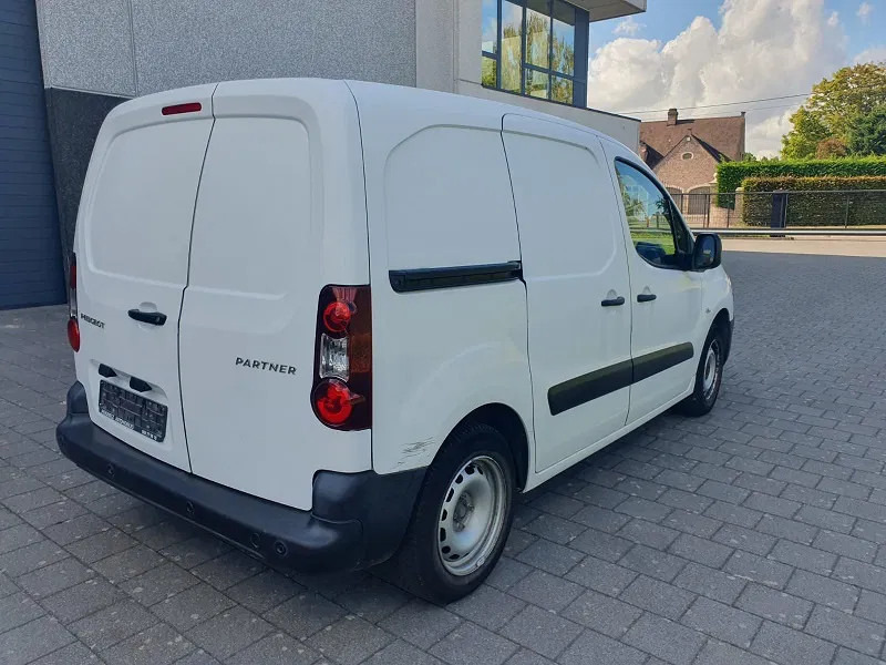 Peugeot Partner - Panel van: picture 4 Peugeot Partner - Panel van: picture 4