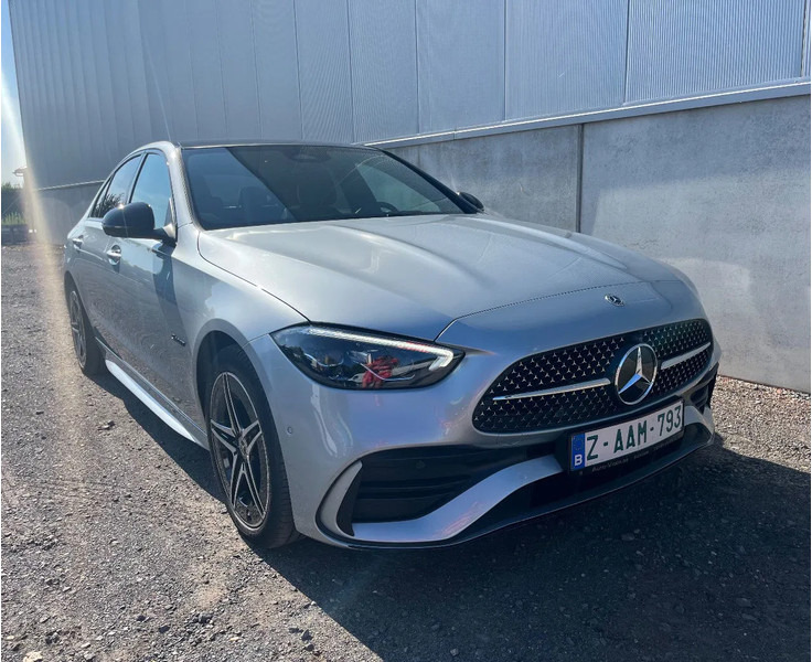 Mercedes-Benz C-Klasse C300e Sedan*AMG PAKKET*NIGHT PAKKET*HEADUPDISPL*360°CAM* - Sedan: picture 4 Mercedes-Benz C-Klasse C300e Sedan*AMG PAKKET*NIGHT PAKKET*HEADUPDISPL*360°CAM* - Sedan: picture 4