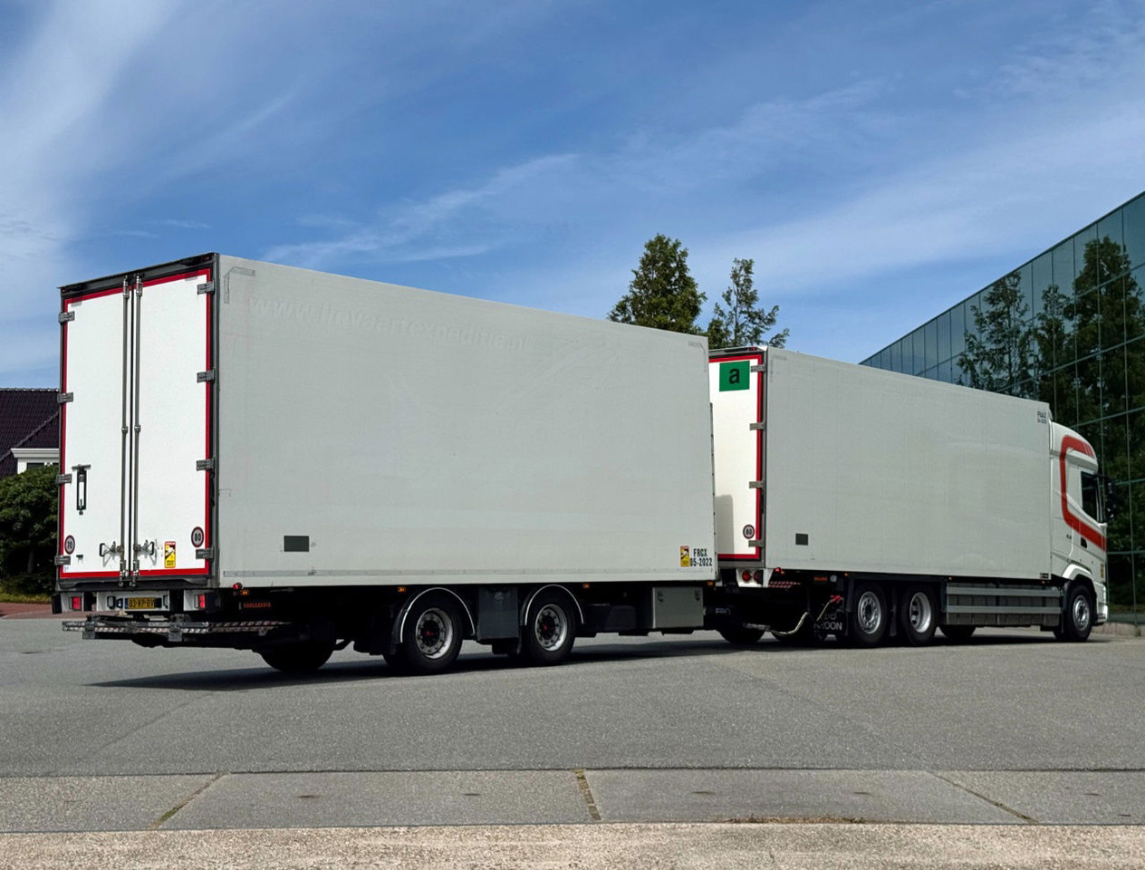 DAF XG 480 FAR Frigo Combi 50 CC 2x Lift Carrier TRS Iceland TOP Condition NL Combi - Refrigerator truck: picture 4 DAF XG 480 FAR Frigo Combi 50 CC 2x Lift Carrier TRS Iceland TOP Condition NL Combi - Refrigerator truck: picture 4