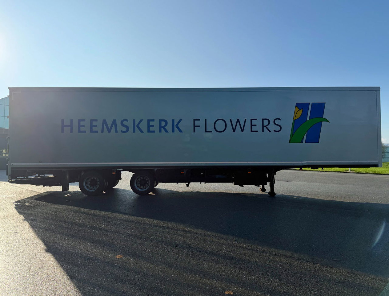 Floor FLO-1220K1 Theo Mulder Isolated BOX Side Door Thermo King SLX 300 Holland-Trailer - Refrigerator semi-trailer: picture 5 Floor FLO-1220K1 Theo Mulder Isolated BOX Side Door Thermo King SLX 300 Holland-Trailer - Refrigerator semi-trailer: picture 5
