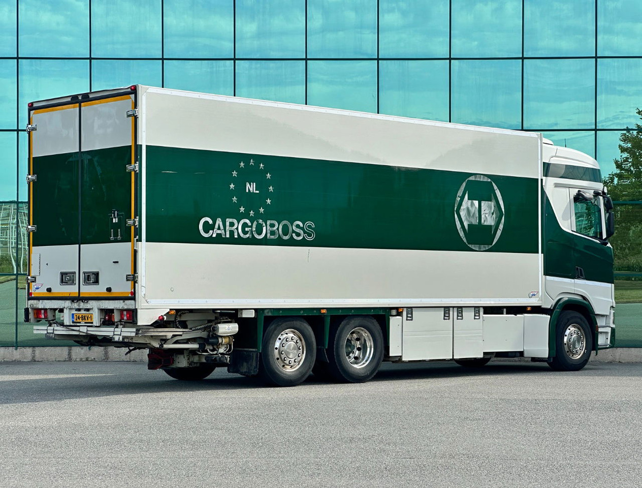 Scania S500 Retarder Full AIR TRS Cooling VAN Beurden BOX Holland-Truck - Refrigerator truck: picture 4 Scania S500 Retarder Full AIR TRS Cooling VAN Beurden BOX Holland-Truck - Refrigerator truck: picture 4