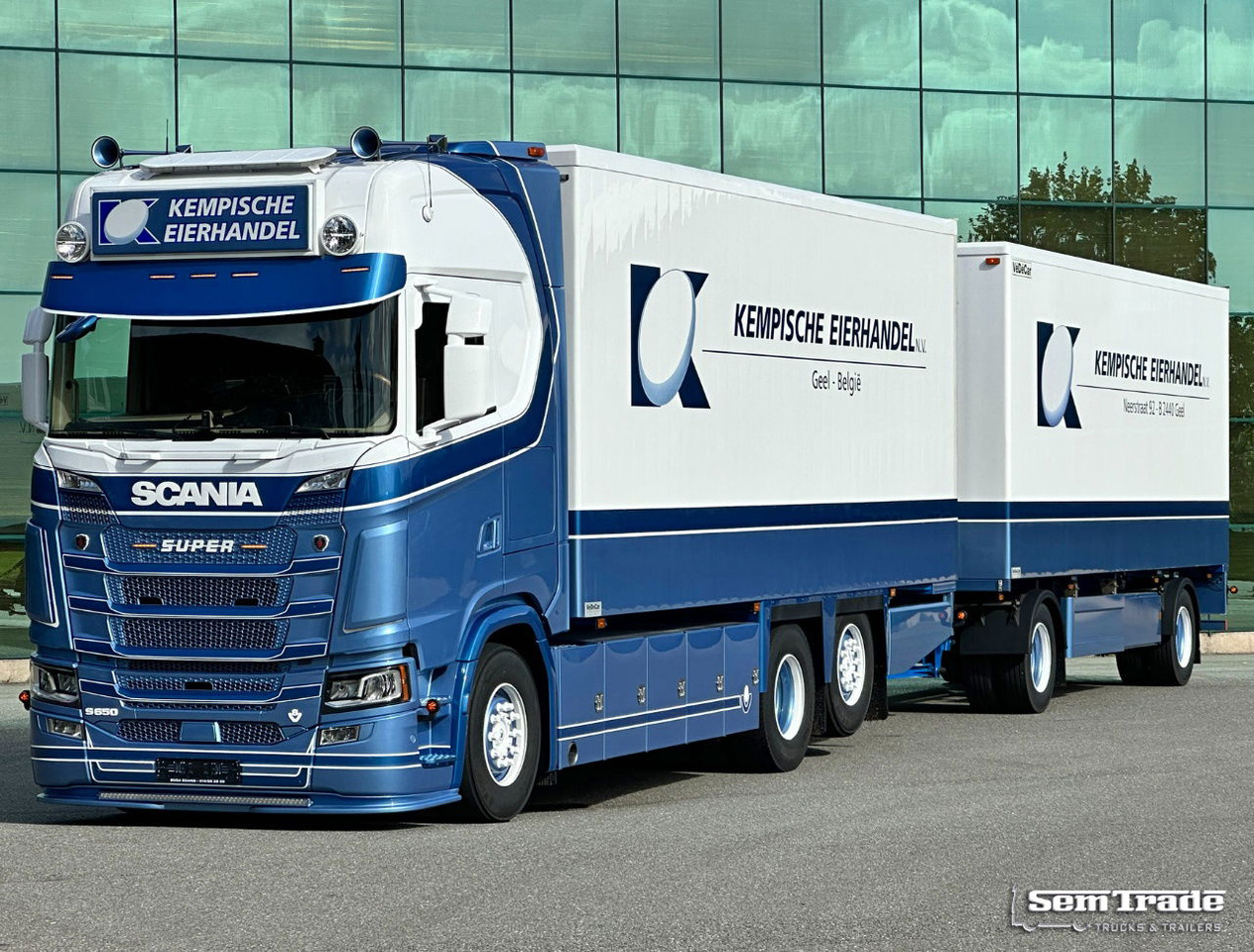 Scania S650 V8 NGS Only 193.000 KM Full Options FullY Isolated Body Special Show Truck / Combi NEW Condition - Refrigerator truck: picture 2 Scania S650 V8 NGS Only 193.000 KM Full Options FullY Isolated Body Special Show Truck / Combi NEW Condition - Refrigerator truck: picture 2
