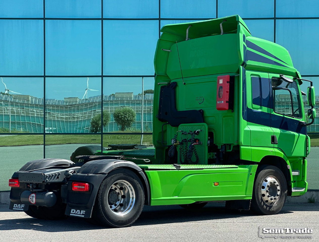 DAF CF 440 FT Space CAB 2x Tank Only 536.000 KM TOP Condition Belgium Truck - Tractor unit: picture 4 DAF CF 440 FT Space CAB 2x Tank Only 536.000 KM TOP Condition Belgium Truck - Tractor unit: picture 4