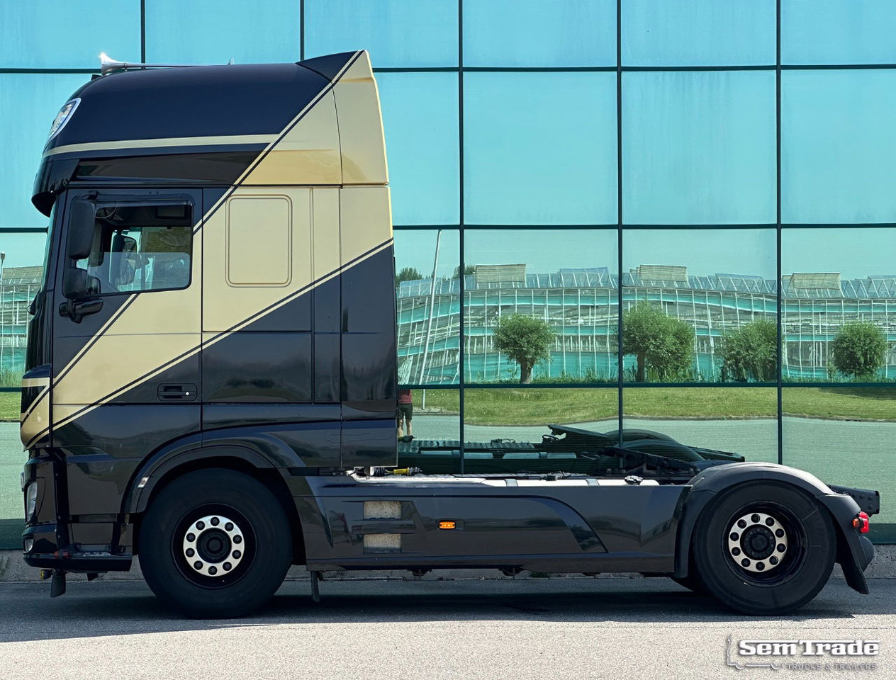 DAF XF 480 SSC Retarder - Intarder 2x Tank TOP Condition Holland Truck - Tractor unit: picture 2 DAF XF 480 SSC Retarder - Intarder 2x Tank TOP Condition Holland Truck - Tractor unit: picture 2