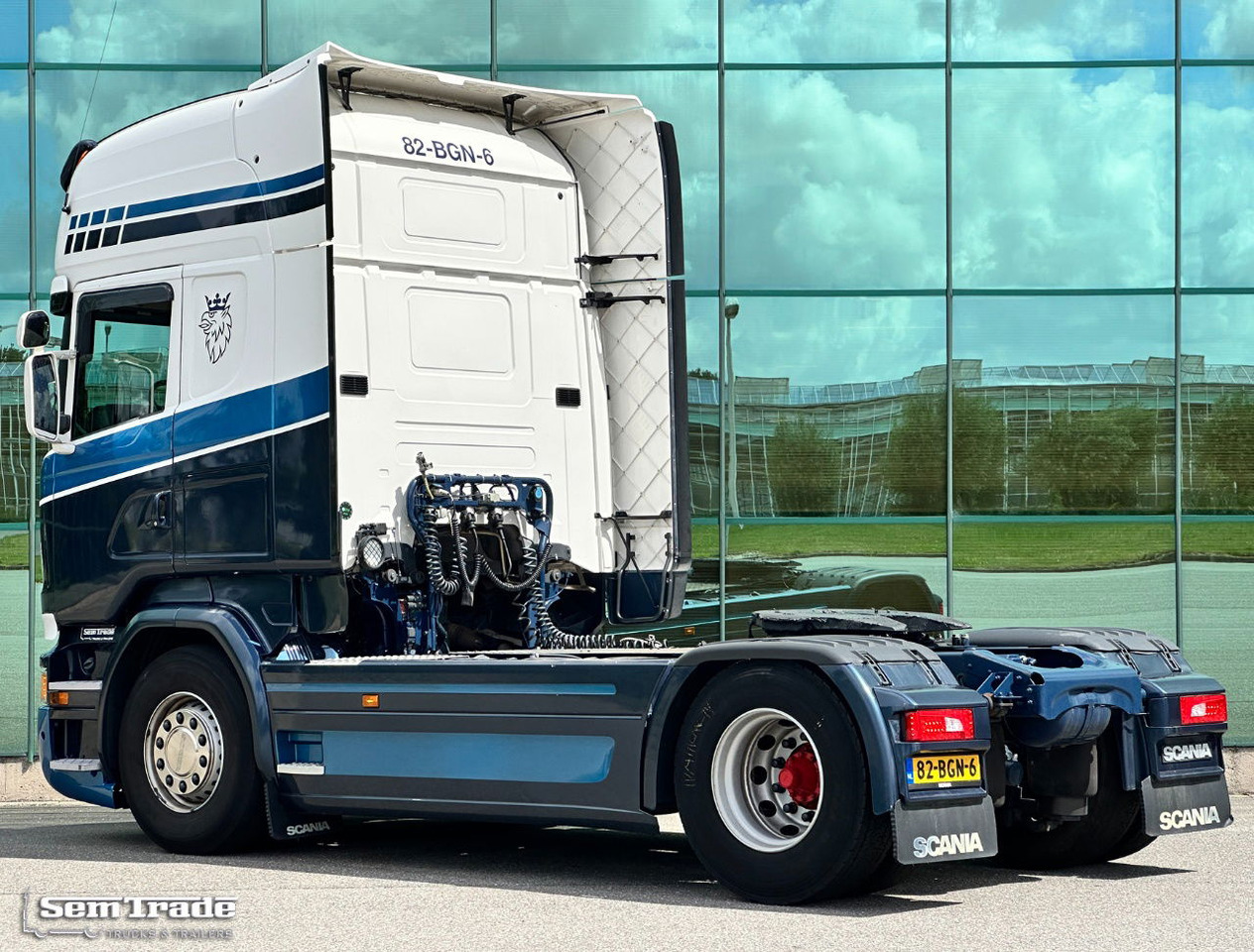 Scania R410 Topline Retarder 2X Tanks 846.000 KM Super Condition NL-Truck - Tractor unit: picture 3 Scania R410 Topline Retarder 2X Tanks 846.000 KM Super Condition NL-Truck - Tractor unit: picture 3