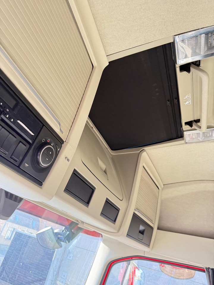 Tractor unit VOLVO FH 500/ 590000 km/ FULL SPOILER/ BELGIAN TRUCK: picture 15