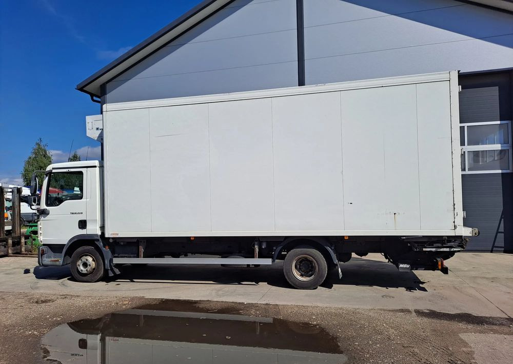 MAN TGL 12.220 Chłodnia agregat WKD-II SR - Refrigerator truck: picture 4 MAN TGL 12.220 Chłodnia agregat WKD-II SR - Refrigerator truck: picture 4