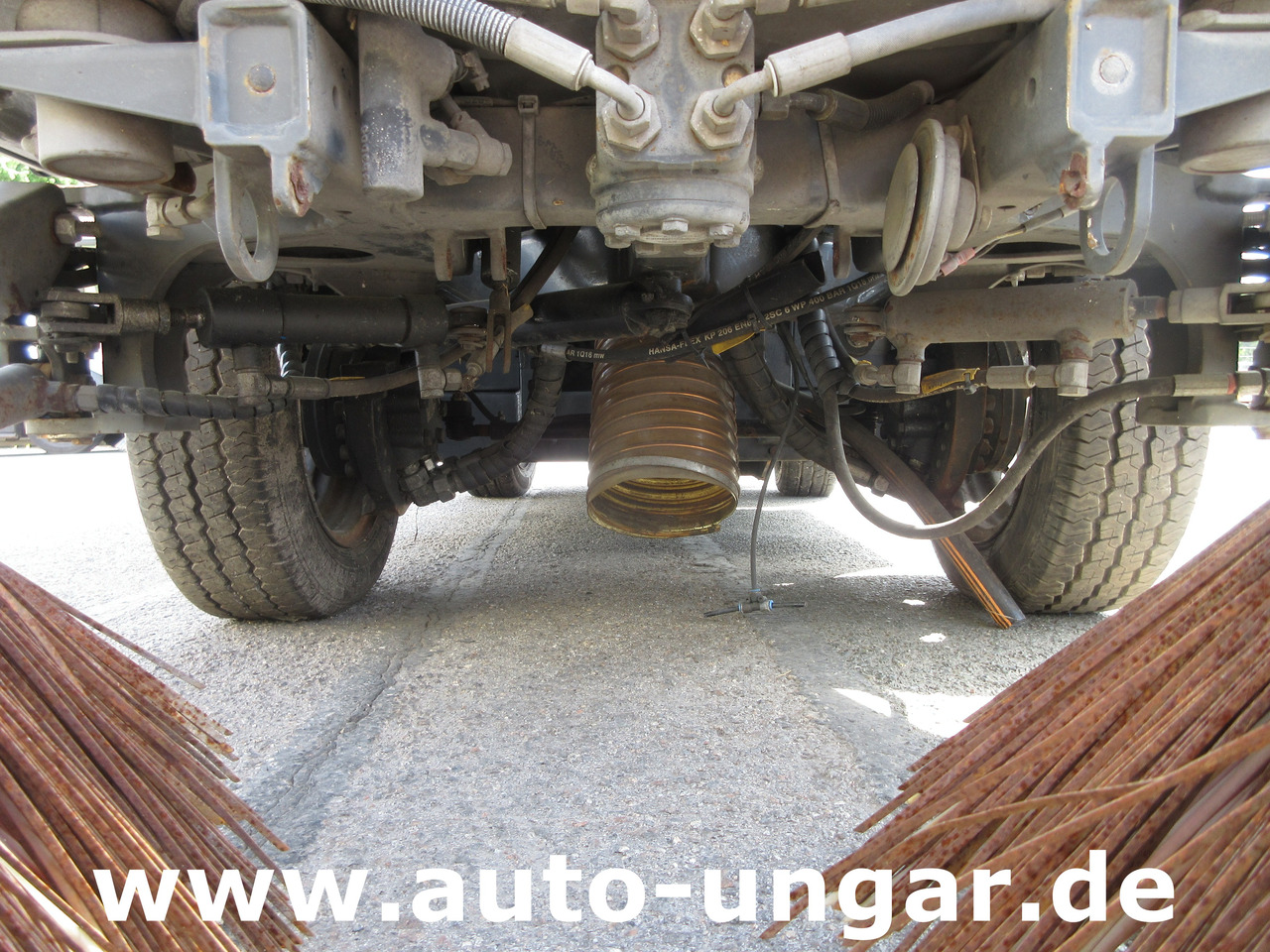 BUCHER CityCat CC1000 ERSATZTEILTRÄGER Kehrmaschine SPAREPARTS - Road sweeper: picture 4 BUCHER CityCat CC1000 ERSATZTEILTRÄGER Kehrmaschine SPAREPARTS - Road sweeper: picture 4