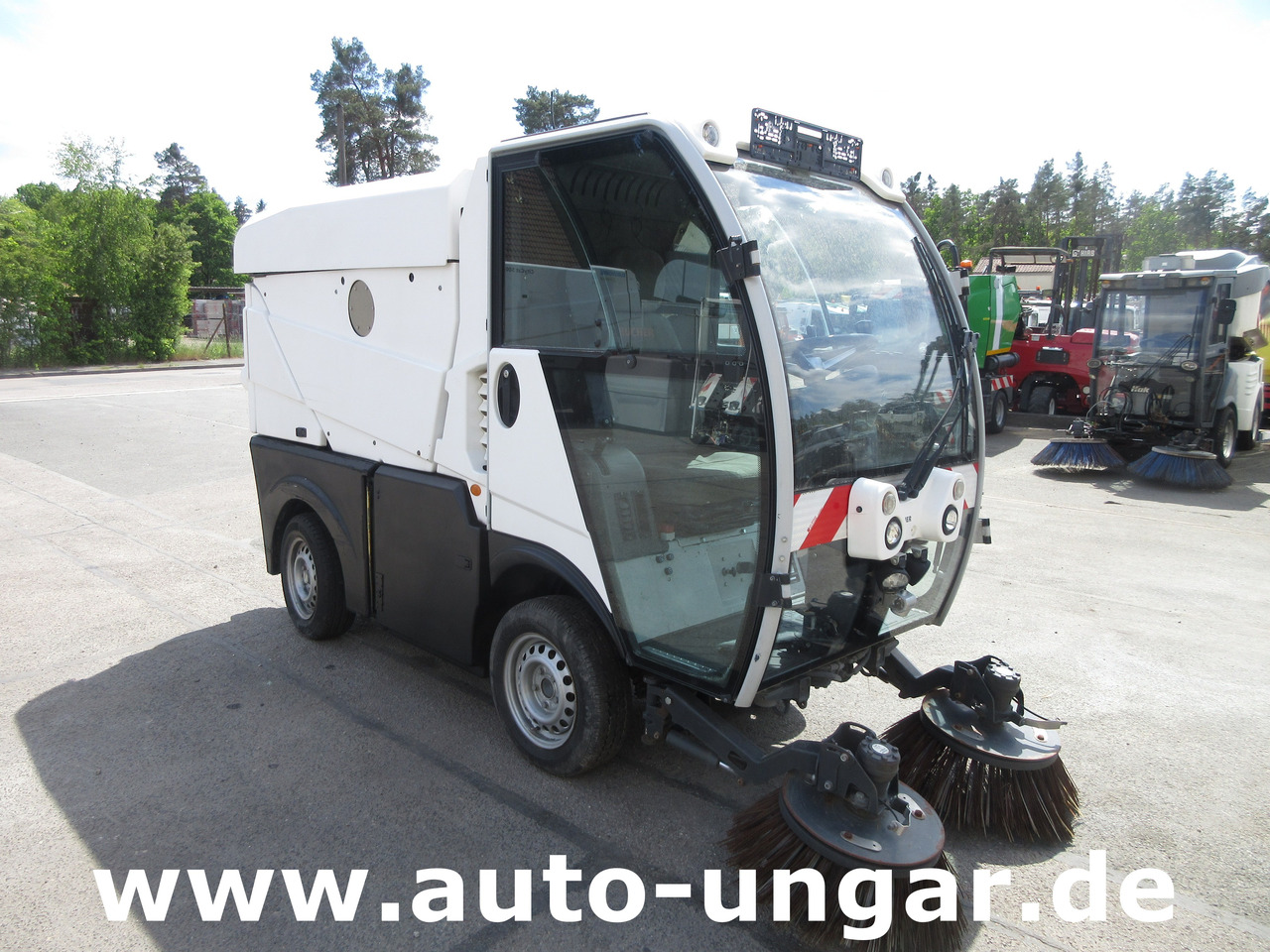 BUCHER CityCat CC1000 ERSATZTEILTRÄGER Kehrmaschine SPAREPARTS - Road sweeper: picture 2 BUCHER CityCat CC1000 ERSATZTEILTRÄGER Kehrmaschine SPAREPARTS - Road sweeper: picture 2