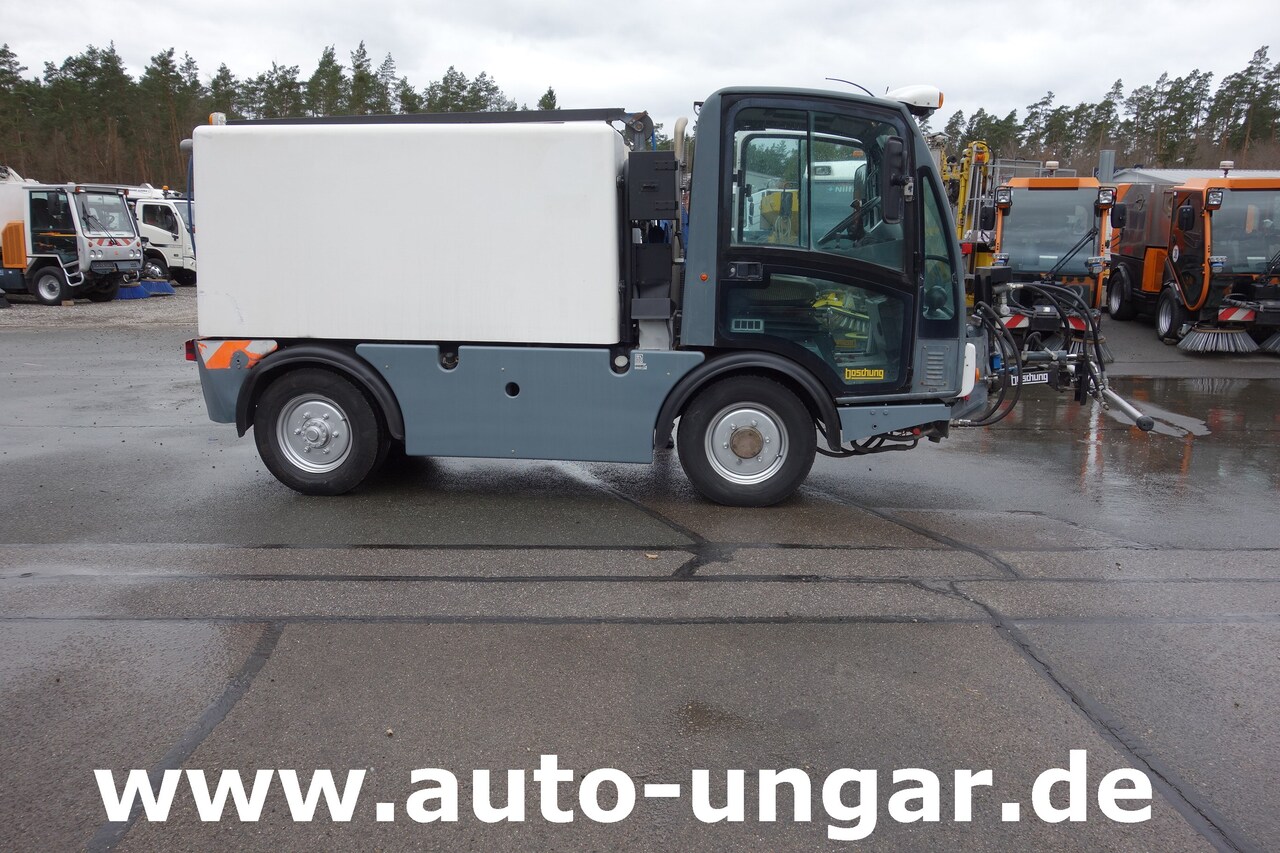 Boschung L3 Schwemmfahrzeug 4-Rad Lenkung Motorschaden - Municipal/ Special vehicle: picture 5 Boschung L3 Schwemmfahrzeug 4-Rad Lenkung Motorschaden - Municipal/ Special vehicle: picture 5