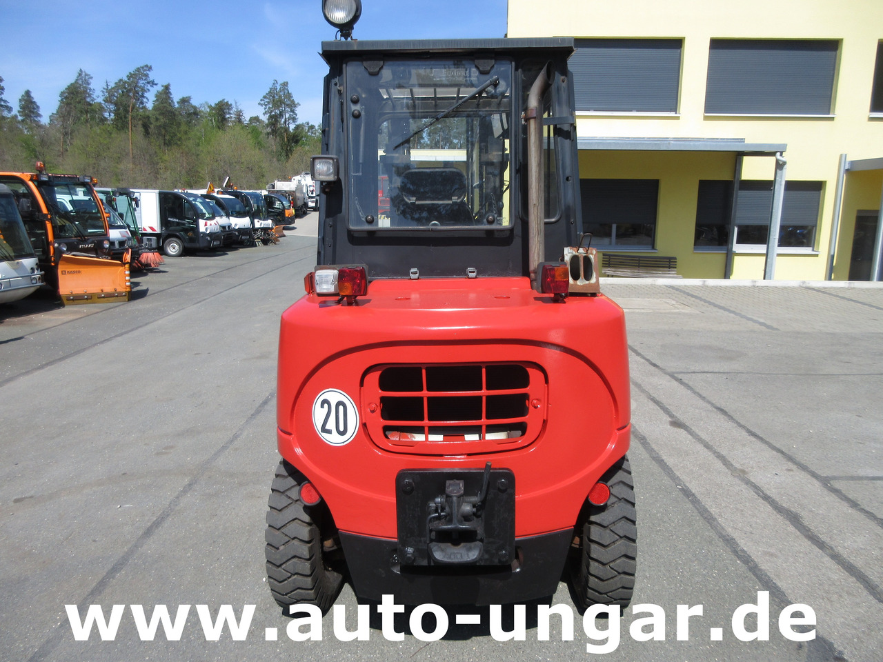 Nissan F04D 400 Diesel Gabelstapler 4.000kg Motorschaden Bj. 2002 - Diesel forklift: picture 4 Nissan F04D 400 Diesel Gabelstapler 4.000kg Motorschaden Bj. 2002 - Diesel forklift: picture 4