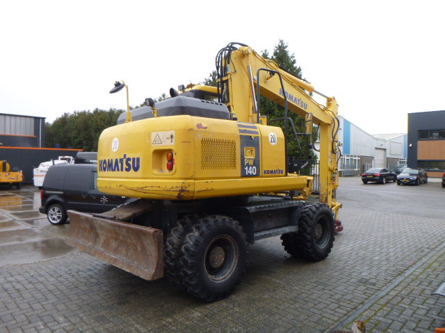 KOMATSU PW140-7 - Wheel excavator: picture 5 KOMATSU PW140-7 - Wheel excavator: picture 5