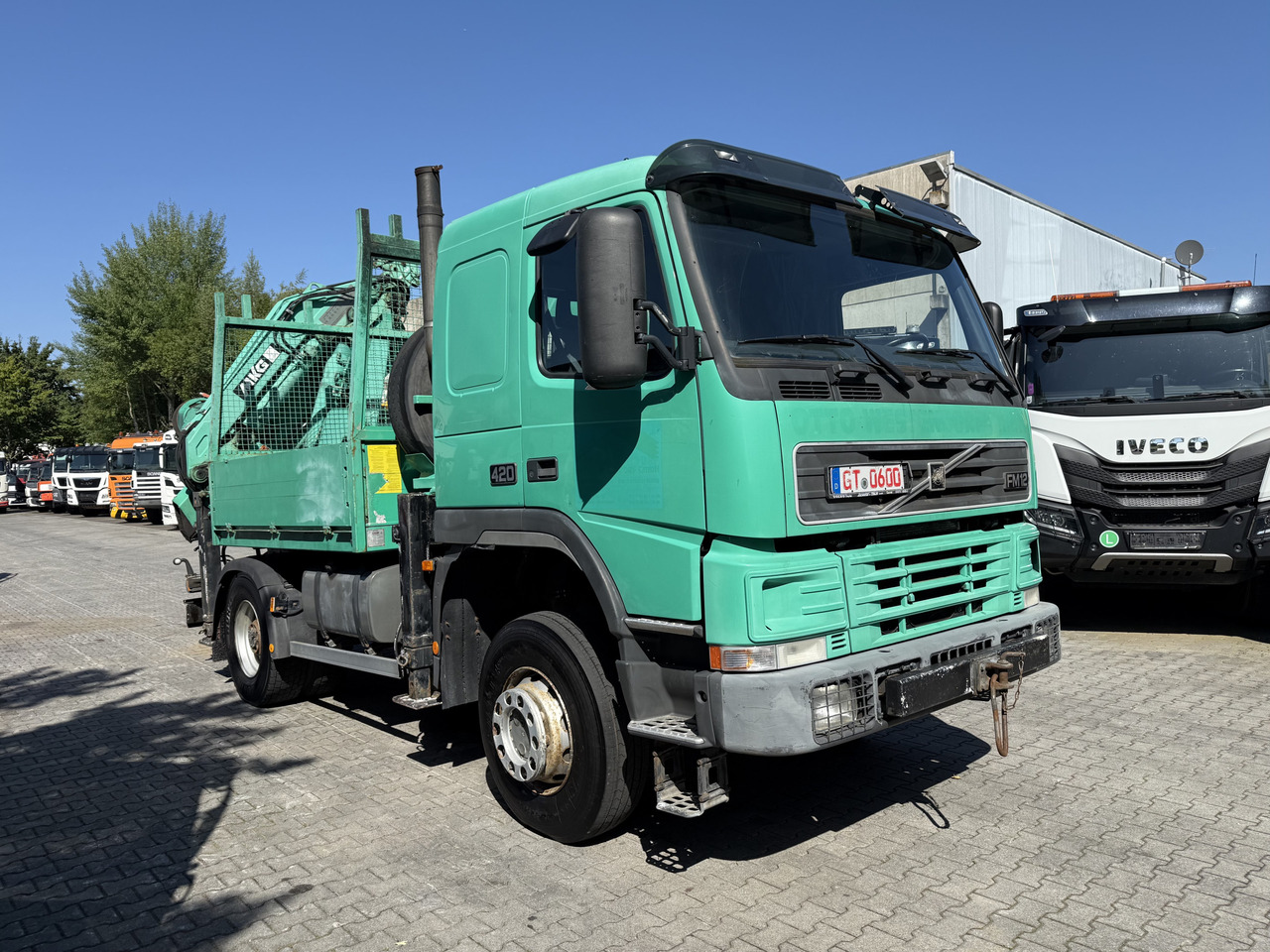 Crane truck Volvo FM12 420 4X4 Kran MKG 300 bis 24 Meter: picture 11