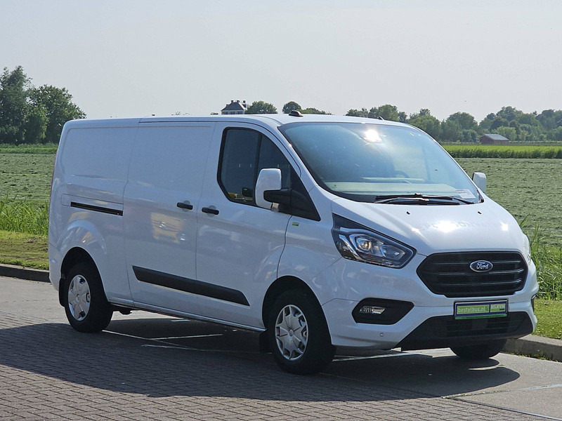 Ford Transit Custom 2.0 L2H1 Navi Euro6 AC! - Small van: picture 5 Ford Transit Custom 2.0 L2H1 Navi Euro6 AC! - Small van: picture 5