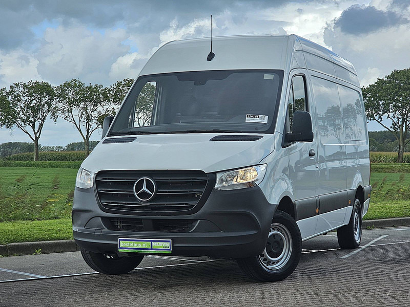 Mercedes-Benz Sprinter 311 L2H2 RWD Mbux Euro6! - Small van: picture 1 Mercedes-Benz Sprinter 311 L2H2 RWD Mbux Euro6! - Small van: picture 1