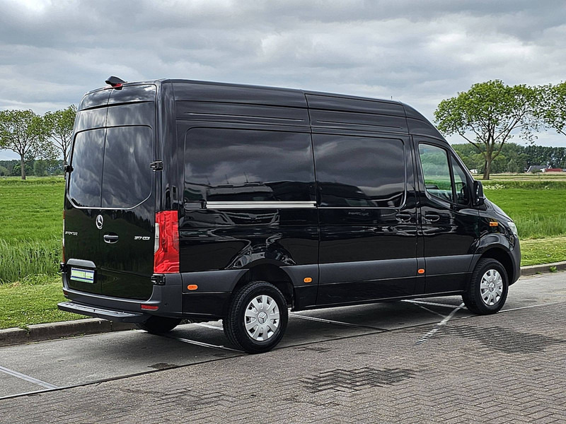 Mercedes-Benz Sprinter 317 L2H2 LED RWD! - Panel van: picture 3 Mercedes-Benz Sprinter 317 L2H2 LED RWD! - Panel van: picture 3