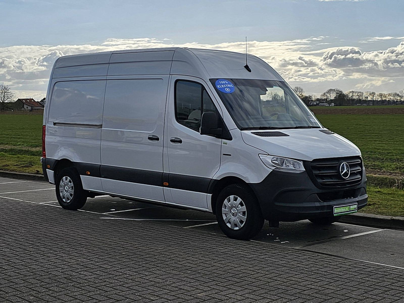 Mercedes-Benz eSprinter E-SRINTER AUT. L2H2 - Panel van, Electric van: picture 5 Mercedes-Benz eSprinter E-SRINTER AUT. L2H2 - Panel van, Electric van: picture 5