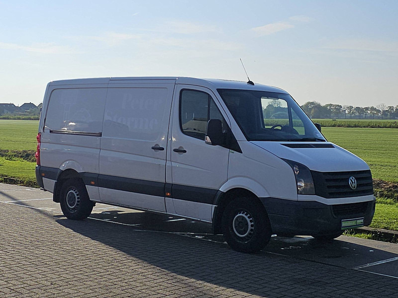 Volkswagen Crafter 35 2.0 L2H1 3.5T-Trekhaak ! - Panel van: picture 5 Volkswagen Crafter 35 2.0 L2H1 3.5T-Trekhaak ! - Panel van: picture 5