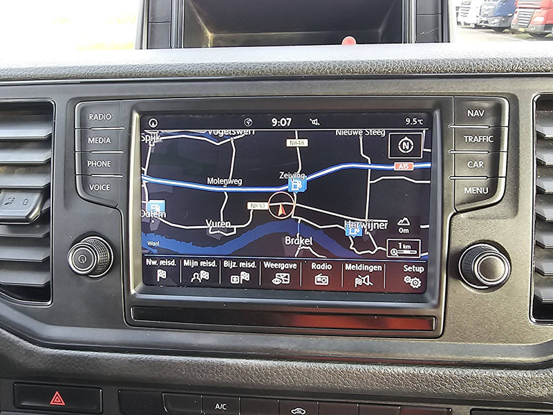 Box van Volkswagen Crafter 50 2.0 Bakwagen Laadklep!: picture 10 Box van Volkswagen Crafter 50 2.0 Bakwagen Laadklep!: picture 10