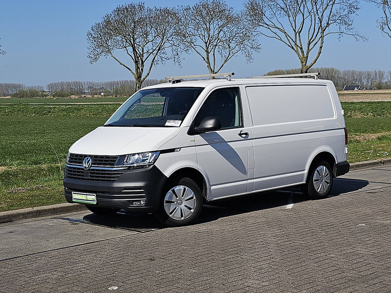 Volkswagen Transporter 2.0 TDI L1H1 Navi NAP Euro6! - Small van: picture 2 Volkswagen Transporter 2.0 TDI L1H1 Navi NAP Euro6! - Small van: picture 2