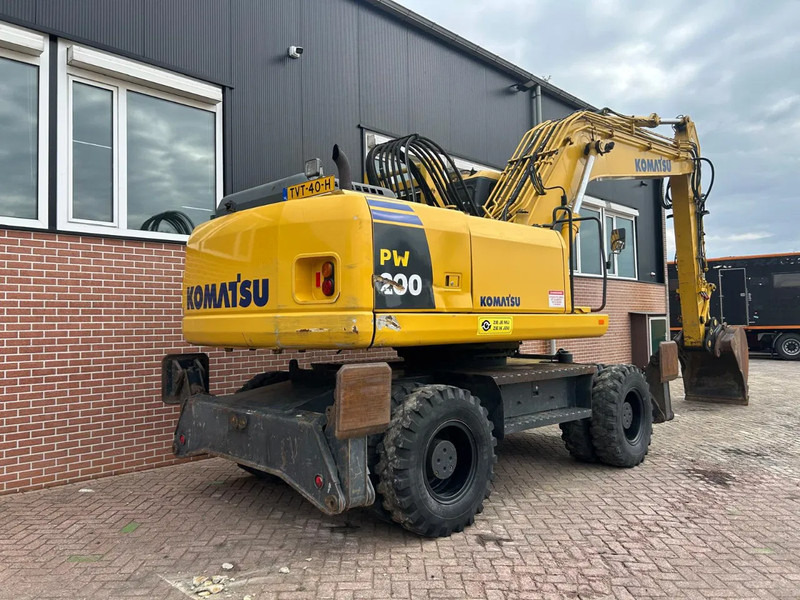 Komatsu PW200 - Wheel excavator: picture 4 Komatsu PW200 - Wheel excavator: picture 4