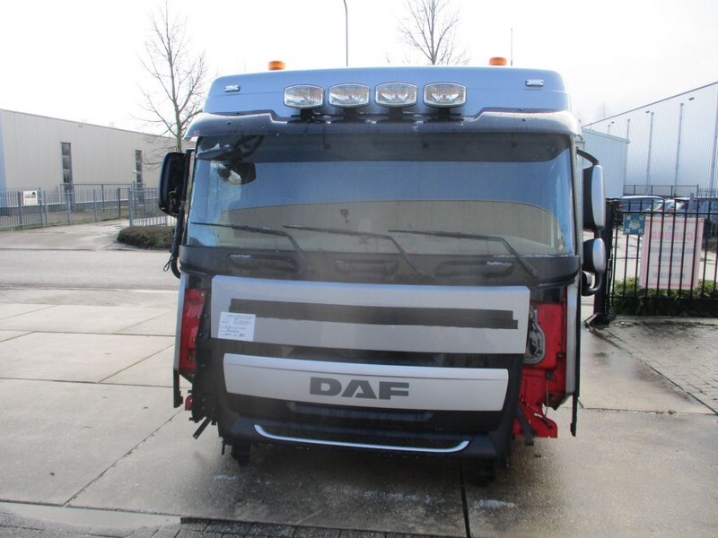 DAF DAF XF106 CABINE EURO 6 - Cab and interior for Truck: picture 2 DAF DAF XF106 CABINE EURO 6 - Cab and interior for Truck: picture 2