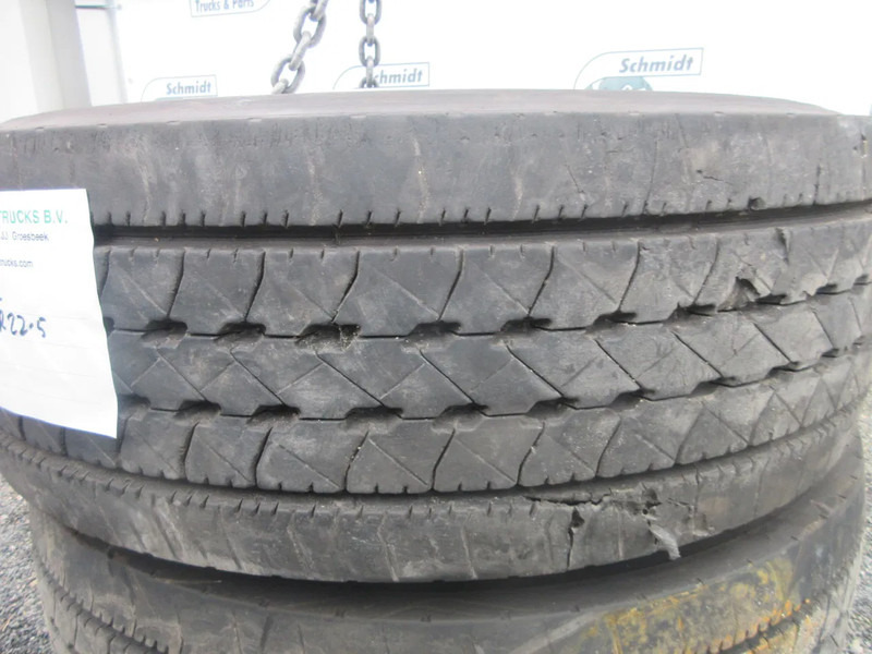 Goodyear 315/70R22.5 VOORBANDEN MET STAALWIEL 2X M+S VOLVO MODEL 2023 - Tire for Truck: picture 2 Goodyear 315/70R22.5 VOORBANDEN MET STAALWIEL 2X M+S VOLVO MODEL 2023 - Tire for Truck: picture 2