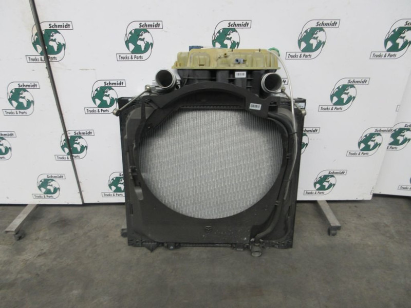 MAN 81.06100-6936/81.06130-0243 NIEUWE RADIATEUR MODEL 2022 - Radiator for Truck: picture 4 MAN 81.06100-6936/81.06130-0243 NIEUWE RADIATEUR MODEL 2022 - Radiator for Truck: picture 4