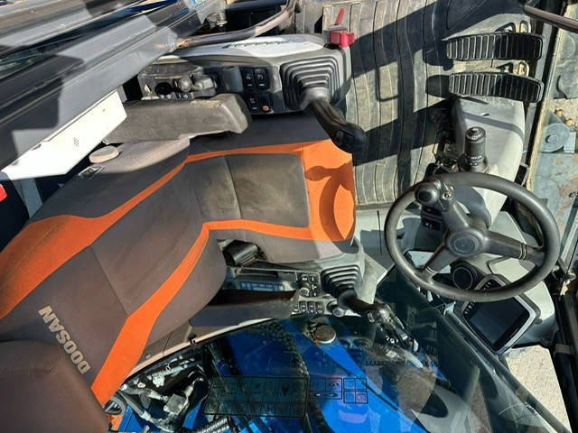 Doosan DX170W - Wheel excavator: picture 2 Doosan DX170W - Wheel excavator: picture 2