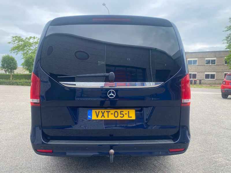 Mercedes-Benz V-Klasse 250 / XXL / AMG / FULL OPTION / LEATHER / PARK+SEATHEAT / BURMESTER / TUV:04-05-2026 / 360 CAMERA / 2023 - Car: picture 4 Mercedes-Benz V-Klasse 250 / XXL / AMG / FULL OPTION / LEATHER / PARK+SEATHEAT / BURMESTER / TUV:04-05-2026 / 360 CAMERA / 2023 - Car: picture 4
